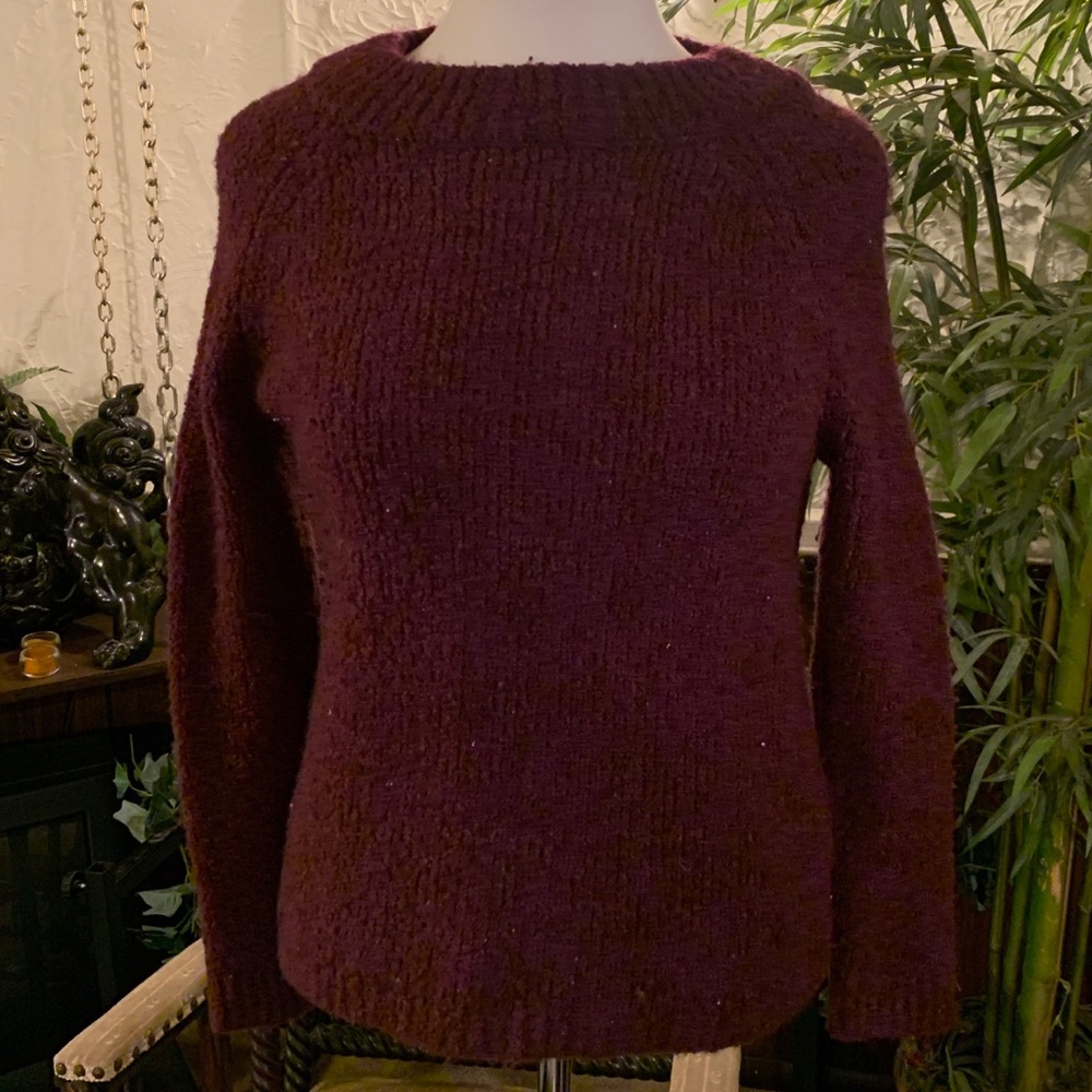 Maroon sweater